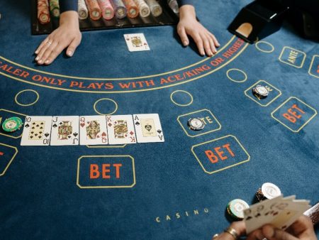 Baccarat Online: Cara Bermain, Tips & Trik Menang